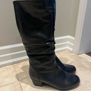 Women’s Henri Pierre black boots